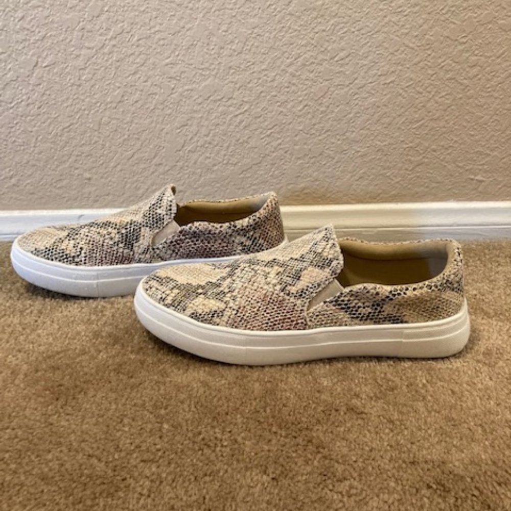Slip ons
